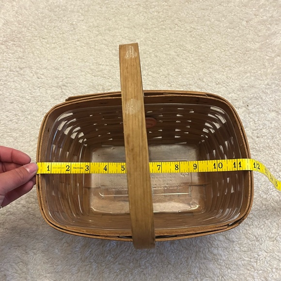 Longaberger 1988 Mothers Day Basket - Picture 3 of 5